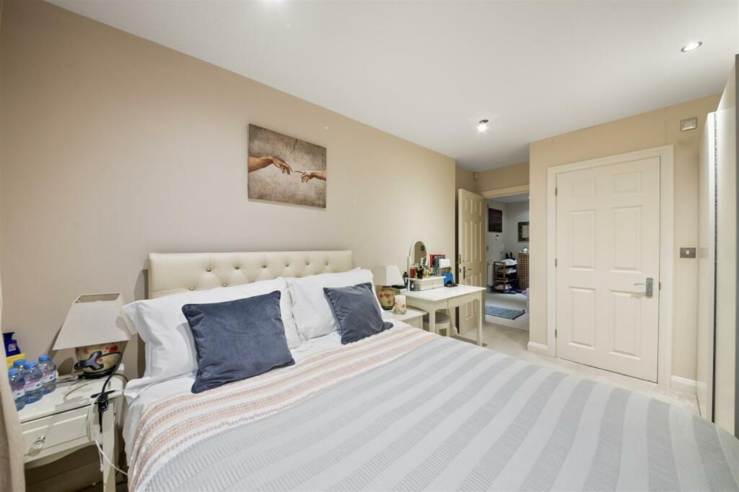 Oakland Court, Cranford Lane, Hayes, UB3 5HD