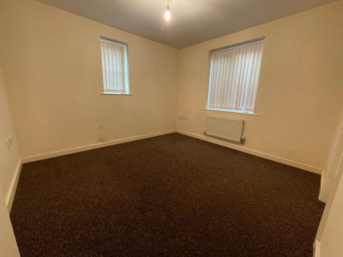 Forge Road, Dursley, GL11 4GB