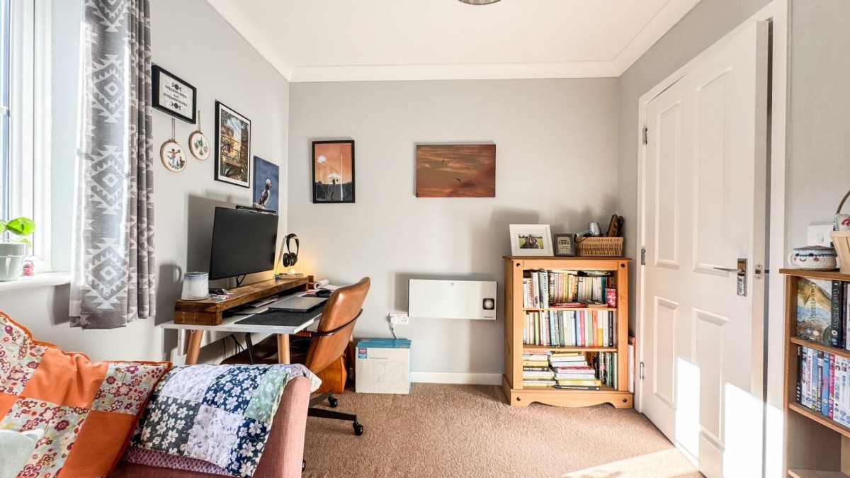 Dickinsons Fields, Bedminster, BS3 5BG