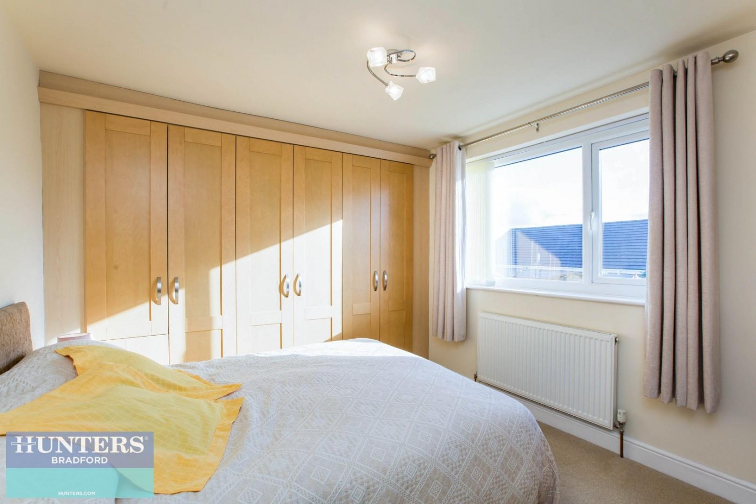 Thorn Drive, Queensbury, Bradford, West Yorkshire, BD13 2NX