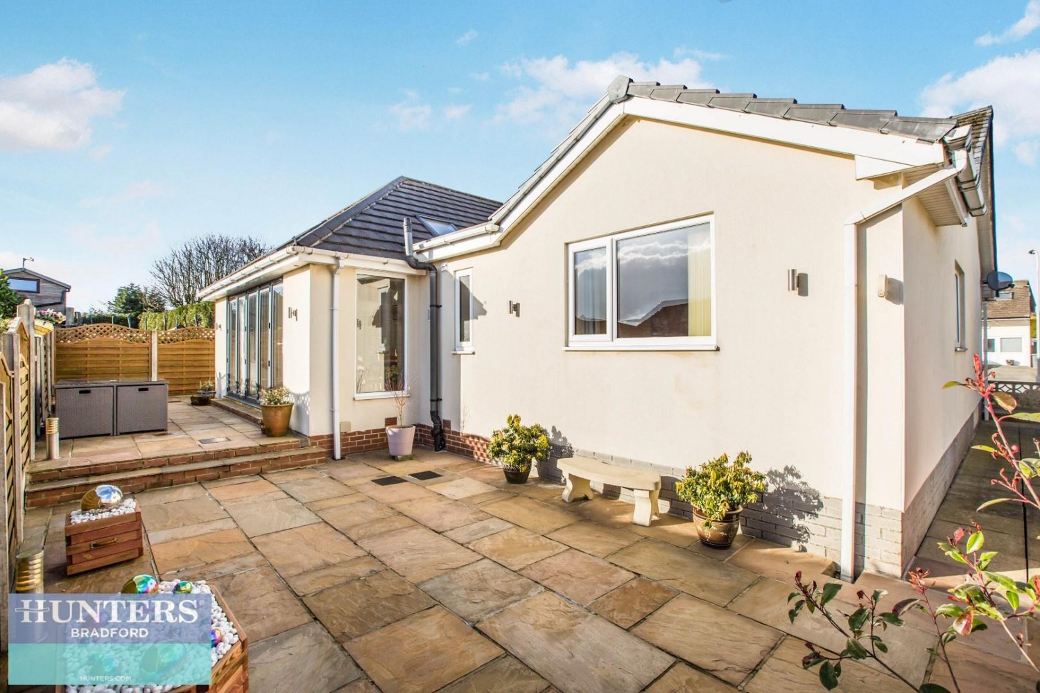 Thorn Drive, Queensbury, Bradford, West Yorkshire, BD13 2NX