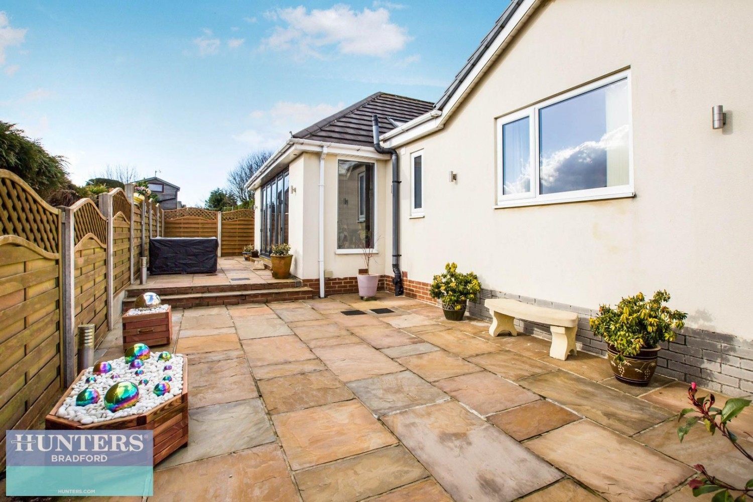Thorn Drive, Queensbury, Bradford, West Yorkshire, BD13 2NX