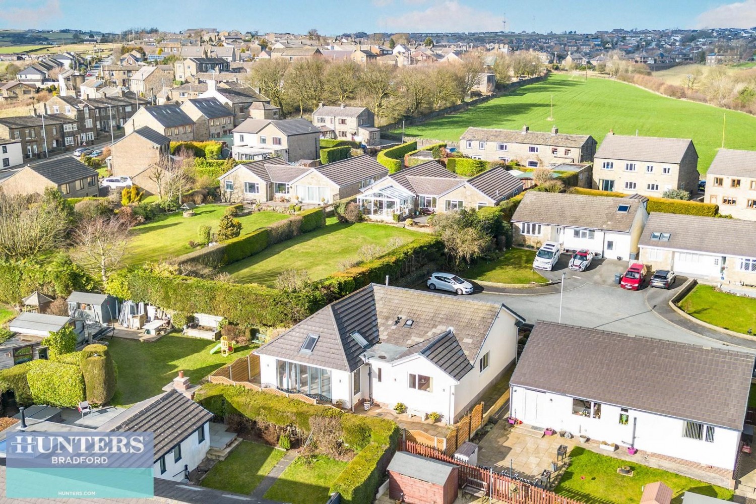 Thorn Drive, Queensbury, Bradford, West Yorkshire, BD13 2NX