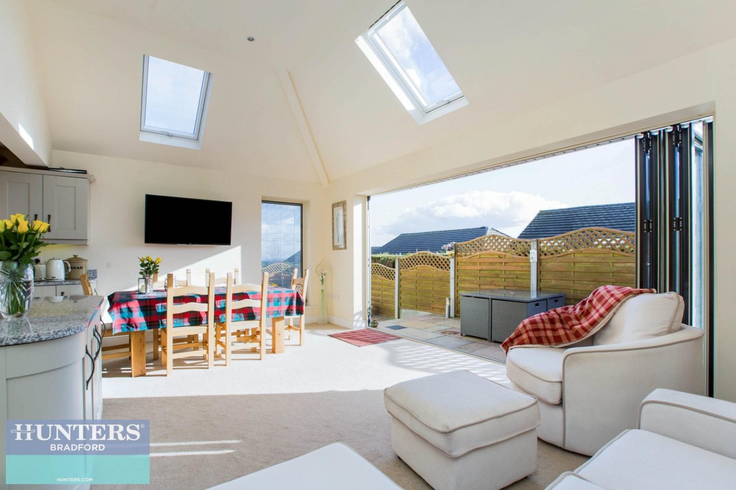 Thorn Drive, Queensbury, Bradford, West Yorkshire, BD13 2NX