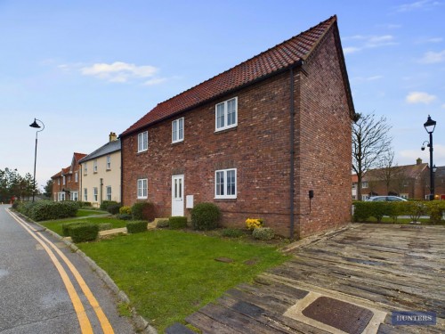 Sunrise Drive, Moor Road, Filey