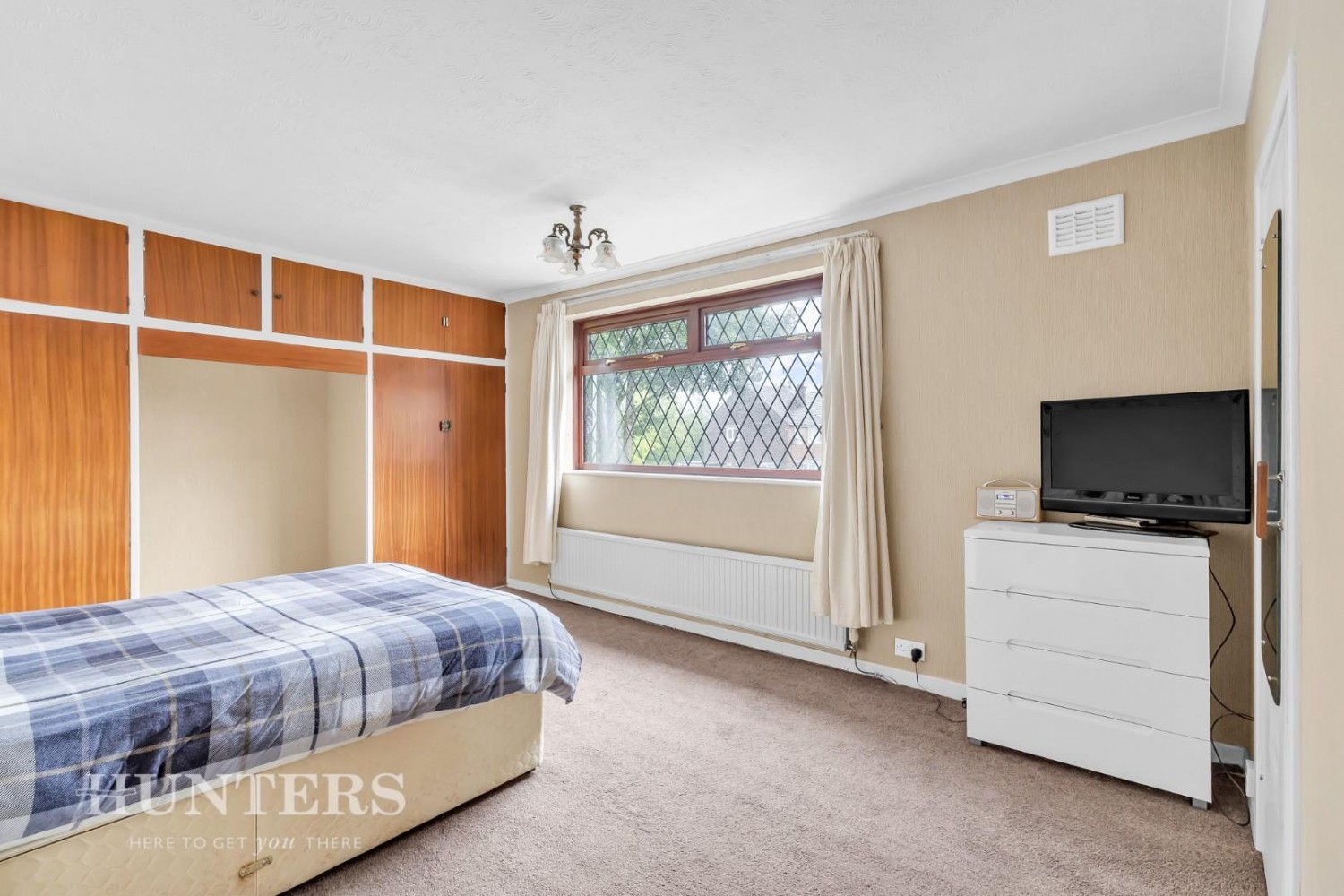 Walmsley Avenue, Smithy Bridge, OL15 0DZ