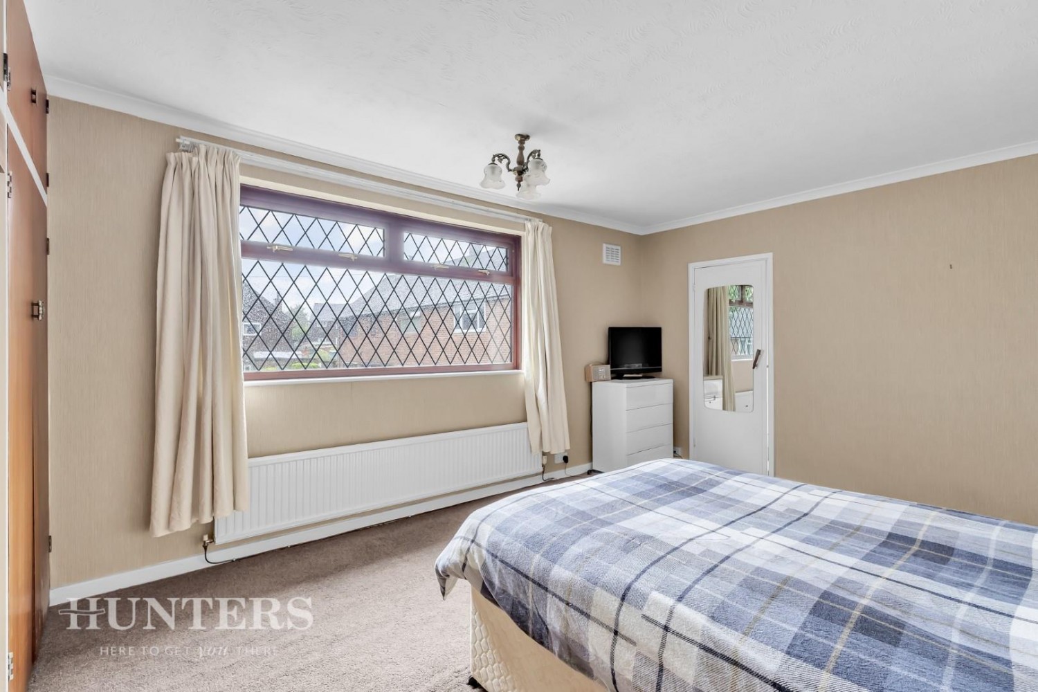 Walmsley Avenue, Smithy Bridge, OL15 0DZ