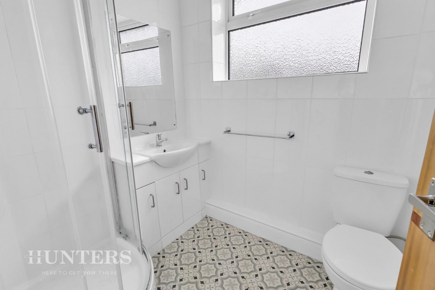 Walmsley Avenue, Smithy Bridge, OL15 0DZ