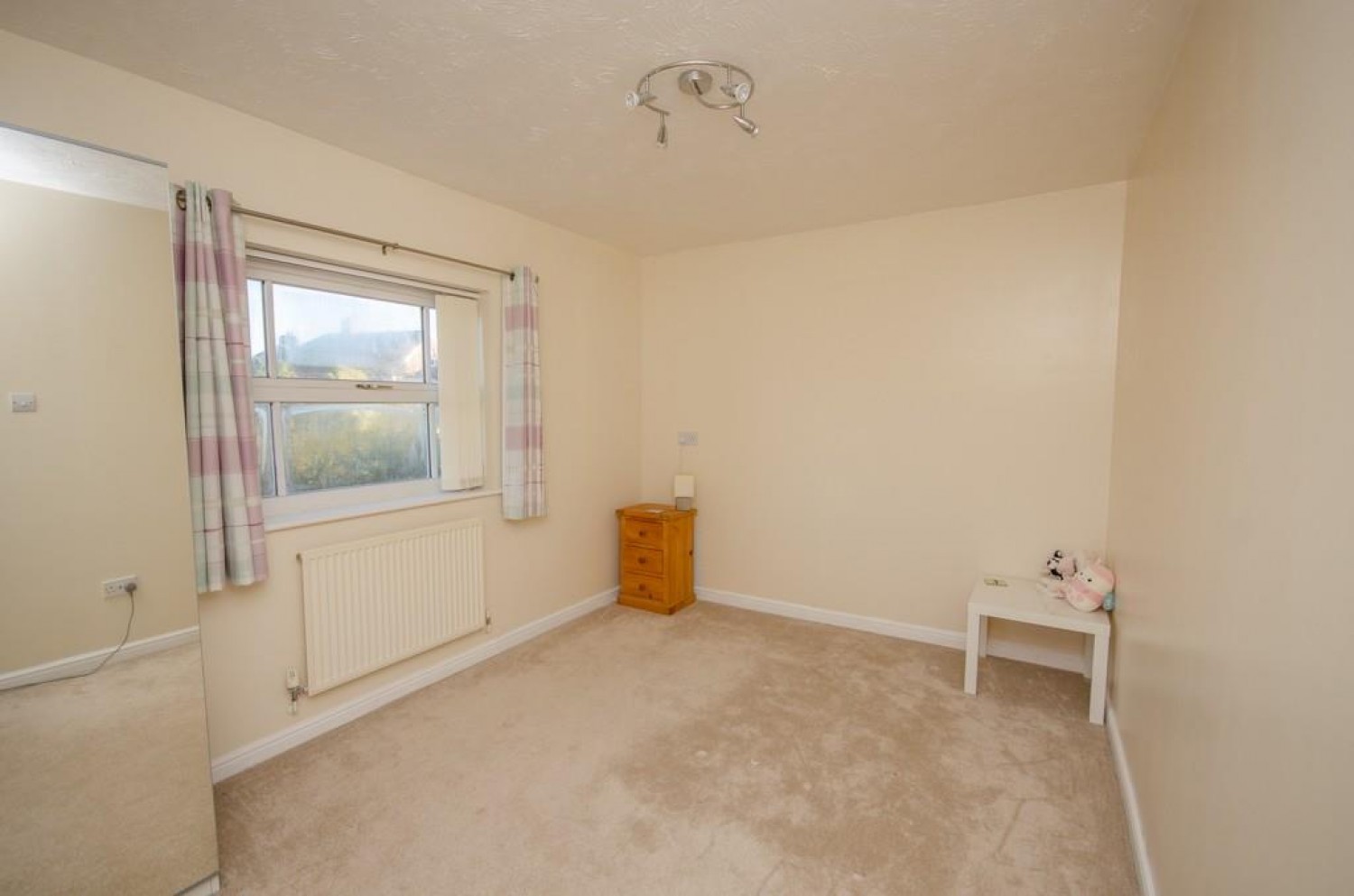 Heathfields, Downend, Bristol, BS16 6HT