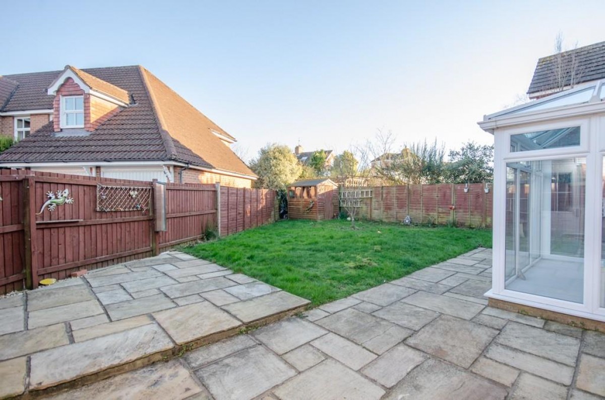 Heathfields, Downend, Bristol, BS16 6HT