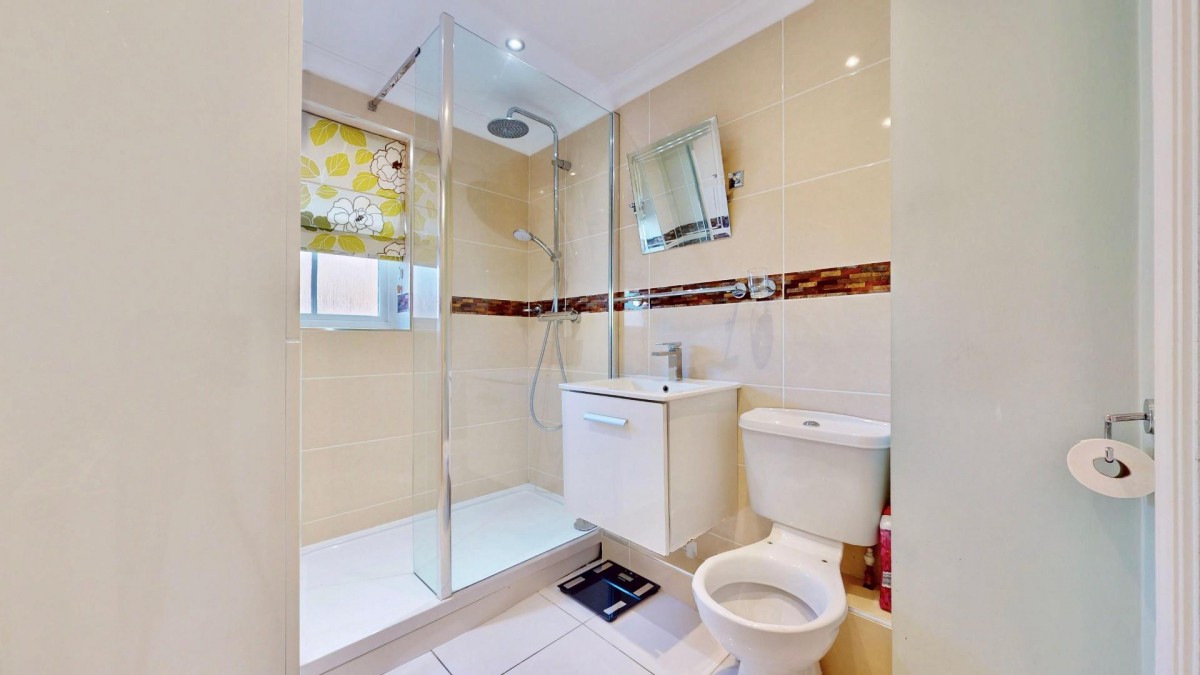 Hevingham Drive, Chadwell Heath, RM6