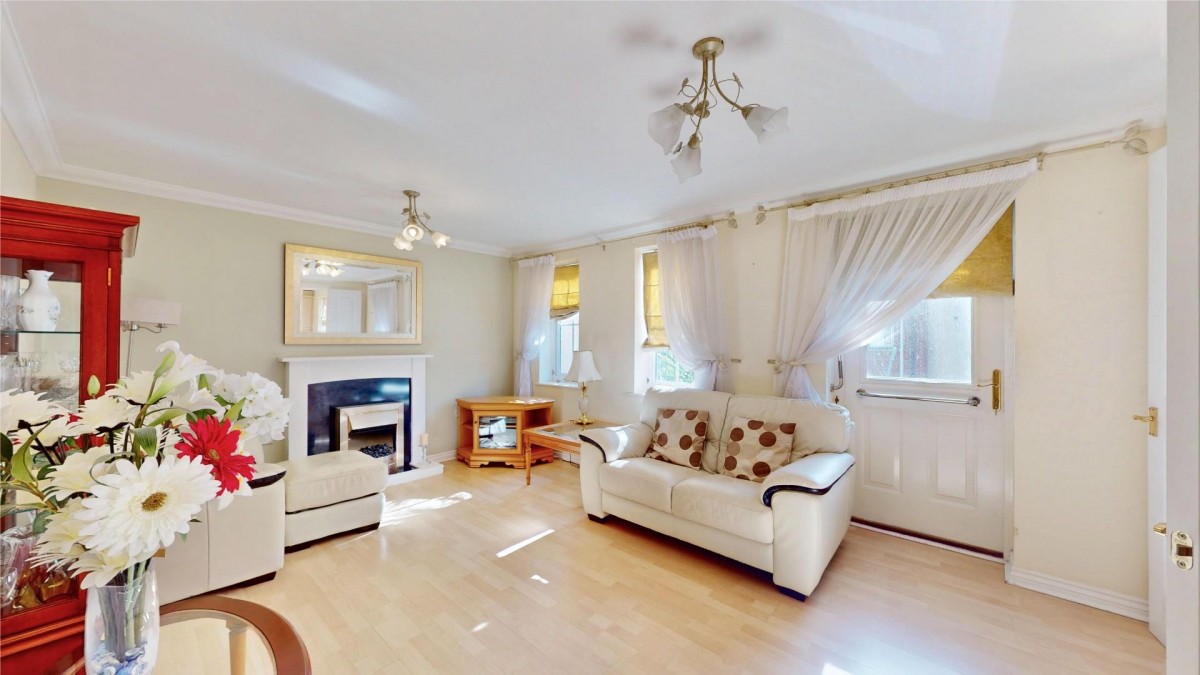 Hevingham Drive, Chadwell Heath, RM6