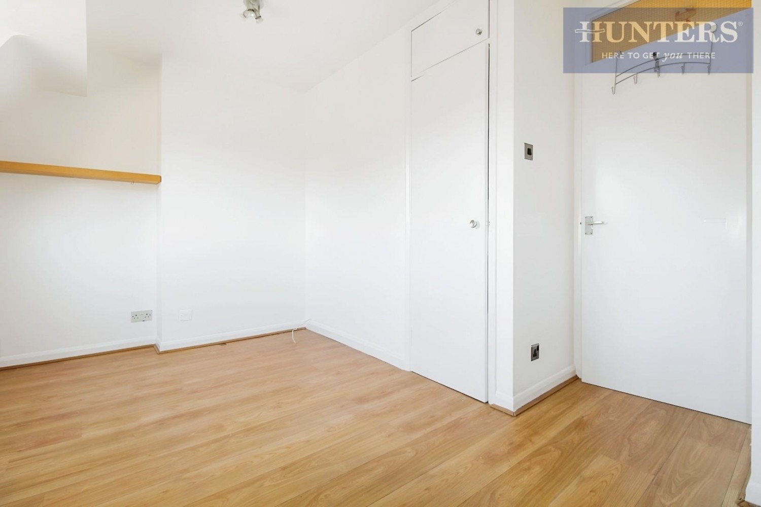 Katemon Court, High Street