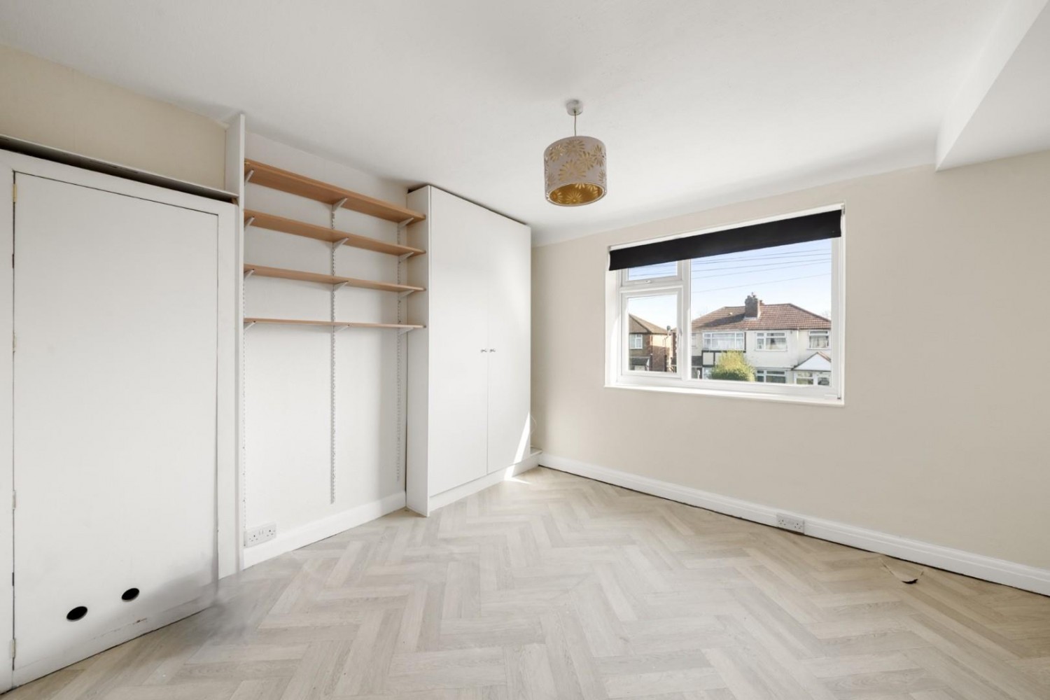 Lansbury Drive, Hayes, UB4 8RS