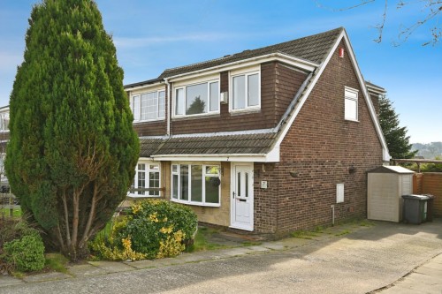 Woodlea Grove, Yeadon, Leeds