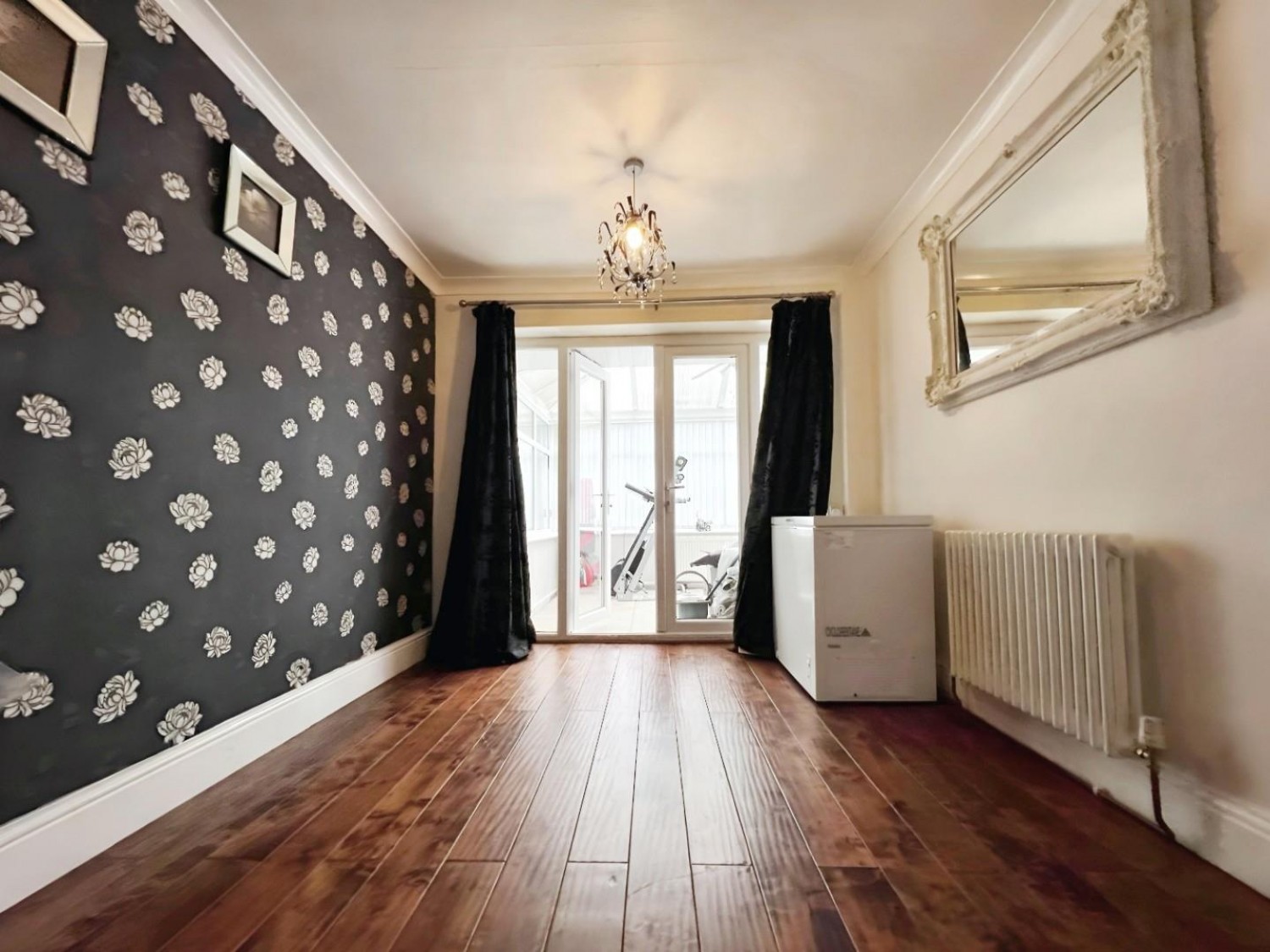 Milldale Road, Leigh