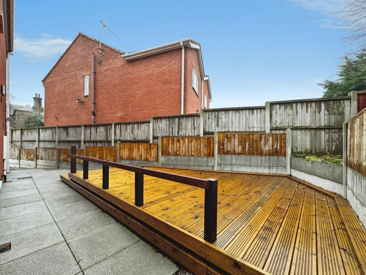 Holmgate Road, Clay Cross, Chesterfield, S45 9PG