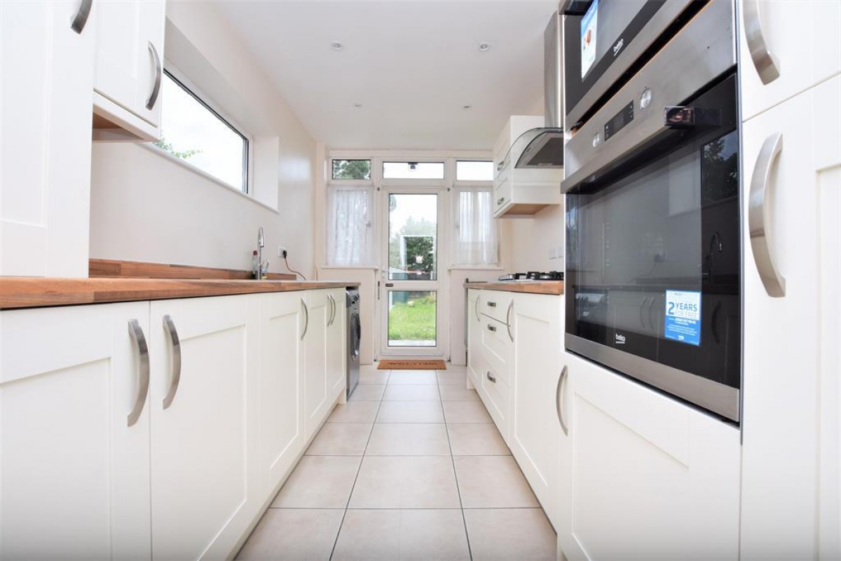 Elm Park Avenue RM12