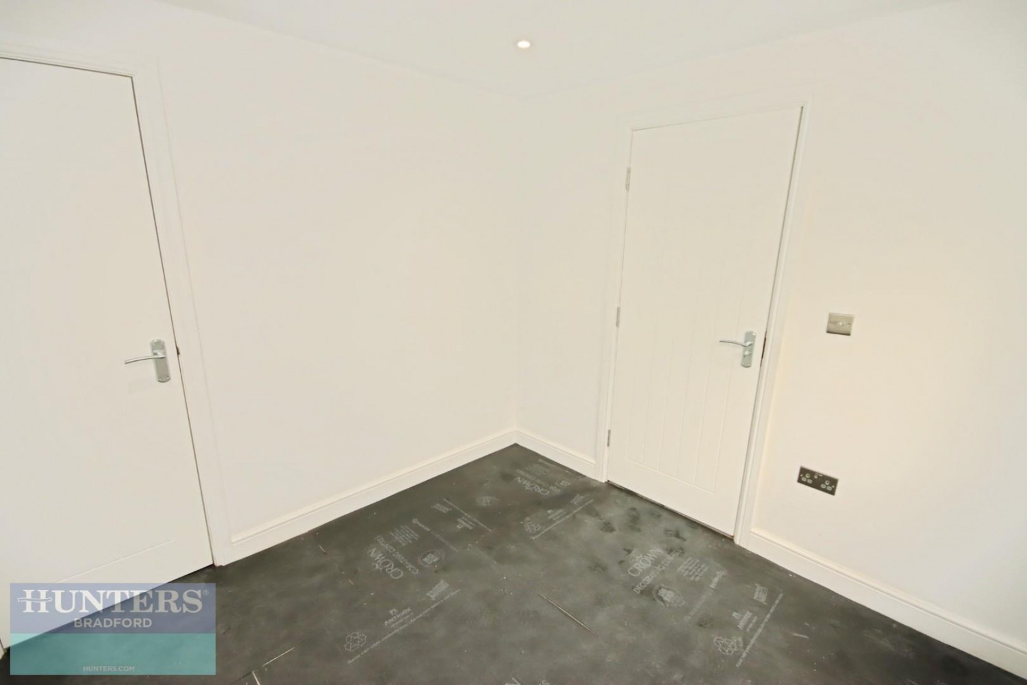 Tyersal Court Tyersal, Bradford, West Yorkshire, BD4 8EW