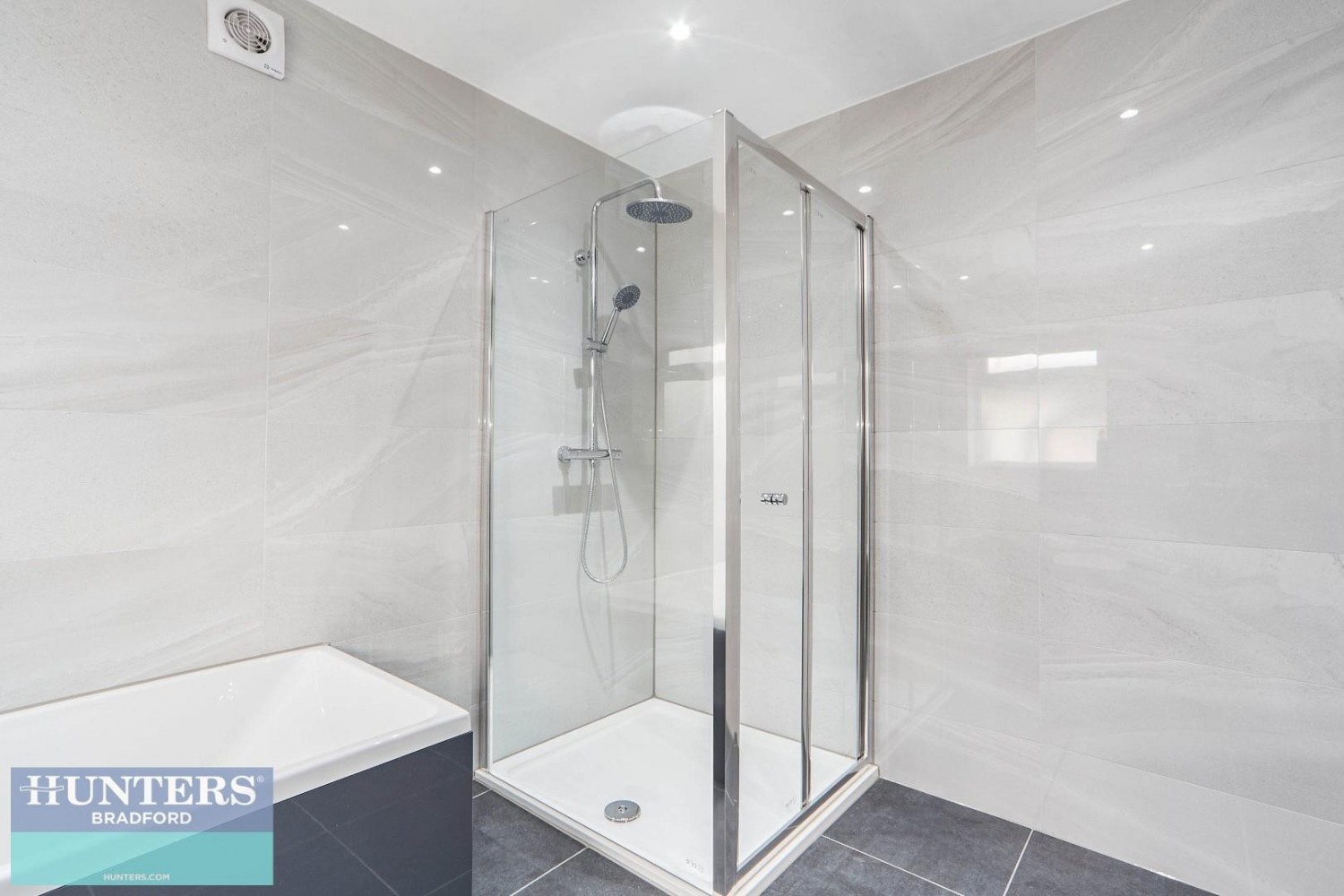 Tyersal Court Tyersal, Bradford, West Yorkshire, BD4 8EW