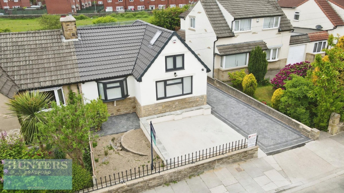 Tyersal Court Tyersal, Bradford, West Yorkshire, BD4 8EW