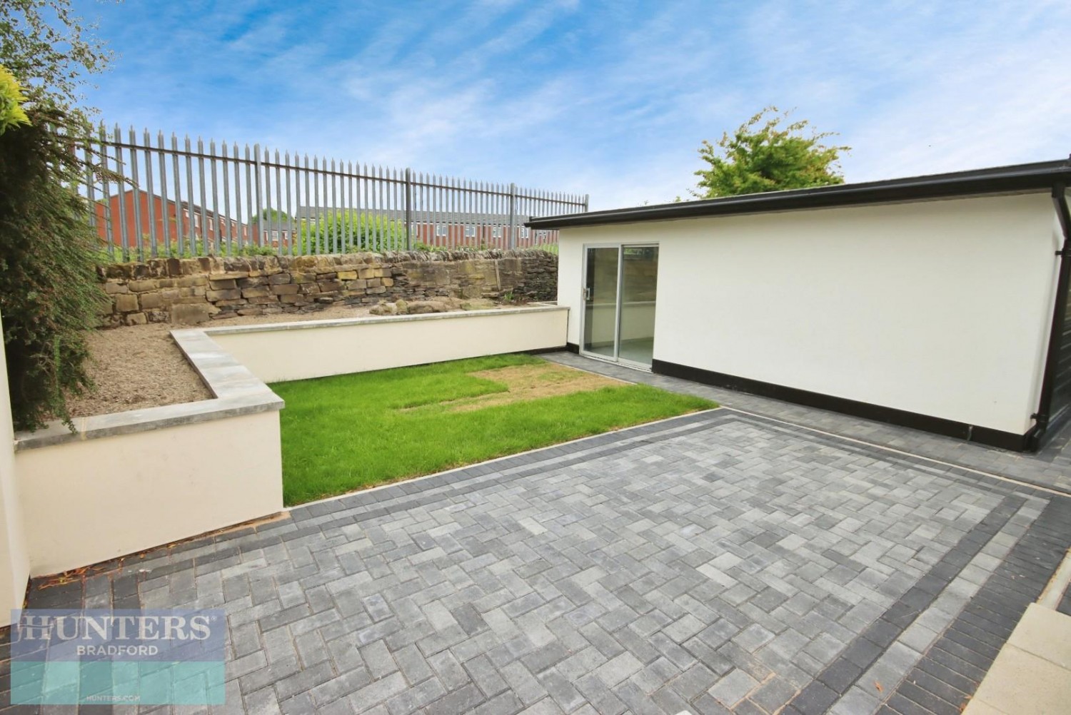 Tyersal Court Tyersal, Bradford, West Yorkshire, BD4 8EW
