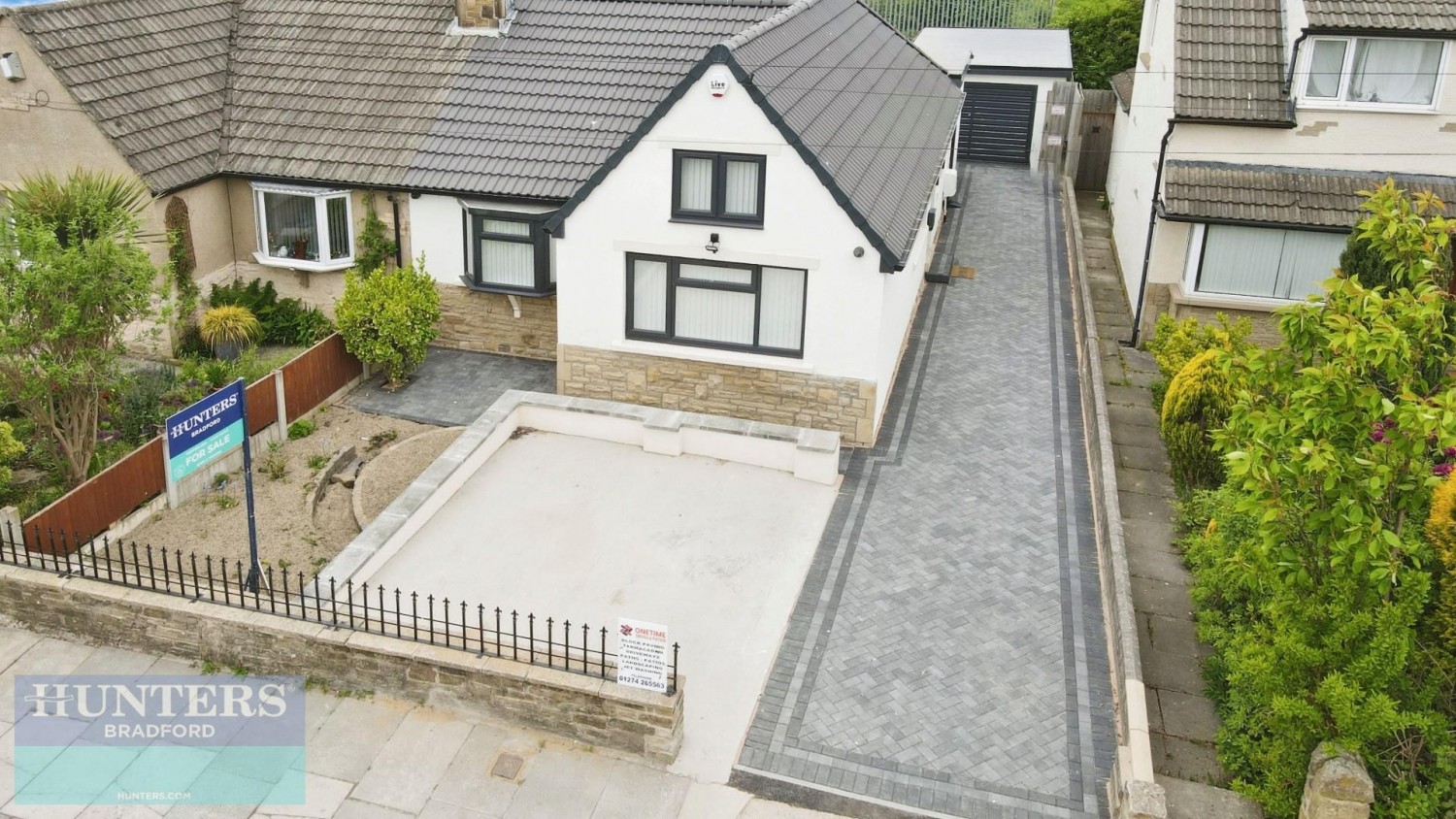 Tyersal Court Tyersal, Bradford, West Yorkshire, BD4 8EW