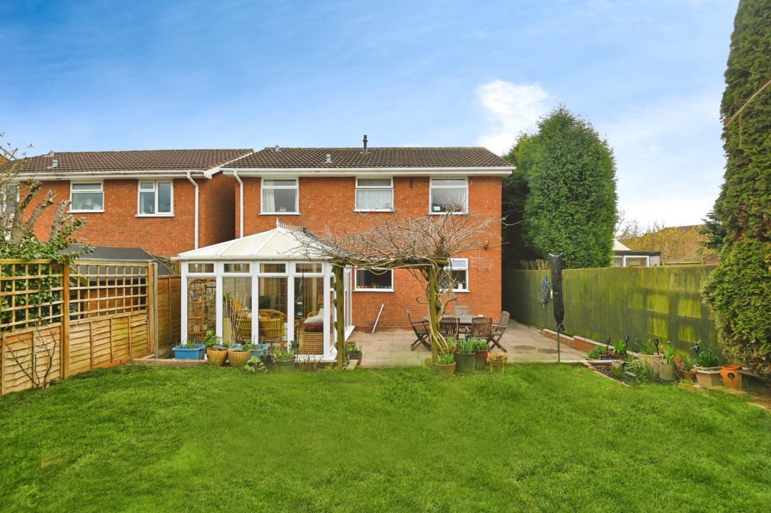 Avill, Hockley, Tamworth