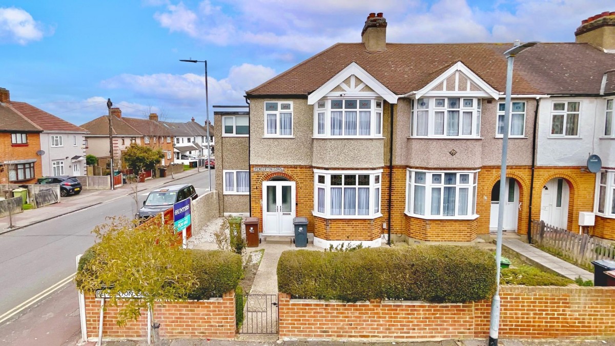 Pemberton Gardens, Chadwell Heath, RM6