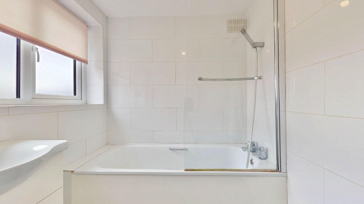 Pemberton Gardens, Chadwell Heath, RM6