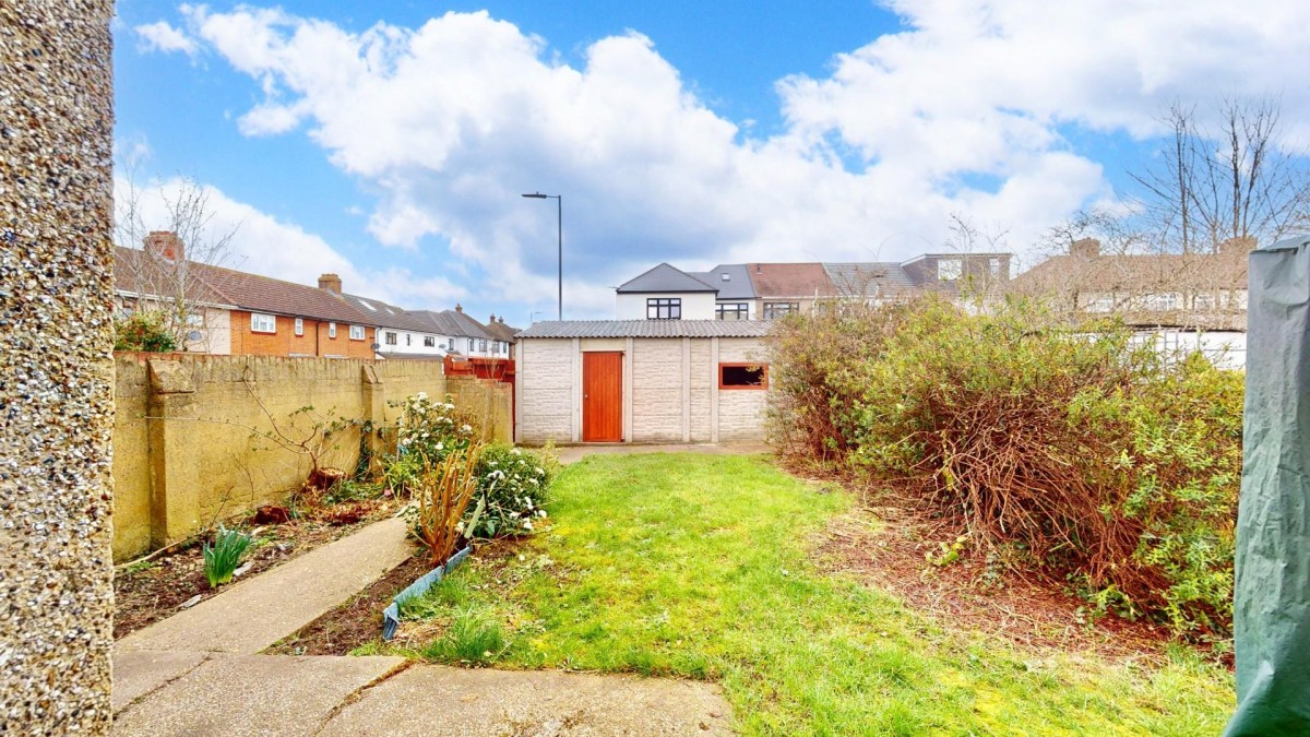 Pemberton Gardens, Chadwell Heath, RM6