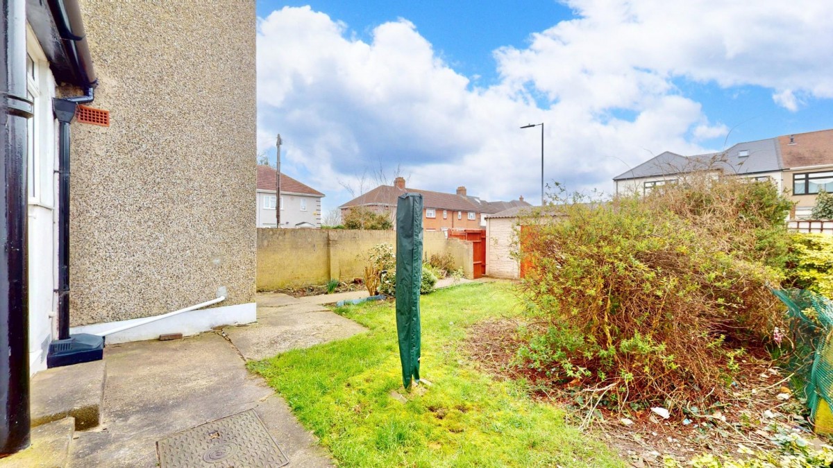 Pemberton Gardens, Chadwell Heath, RM6