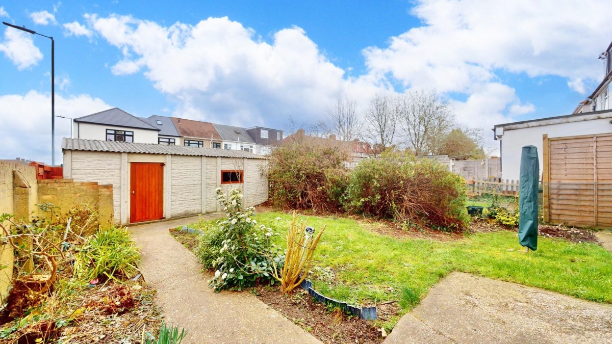 Pemberton Gardens, Chadwell Heath, RM6