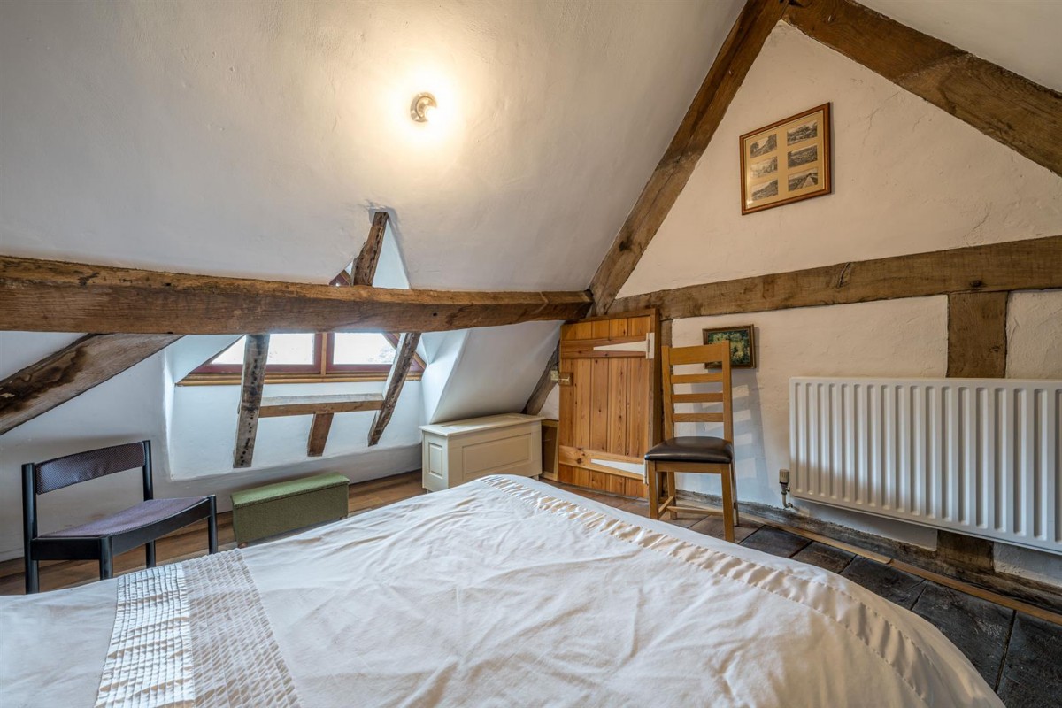 High Street, Kinver, DY7 6HG