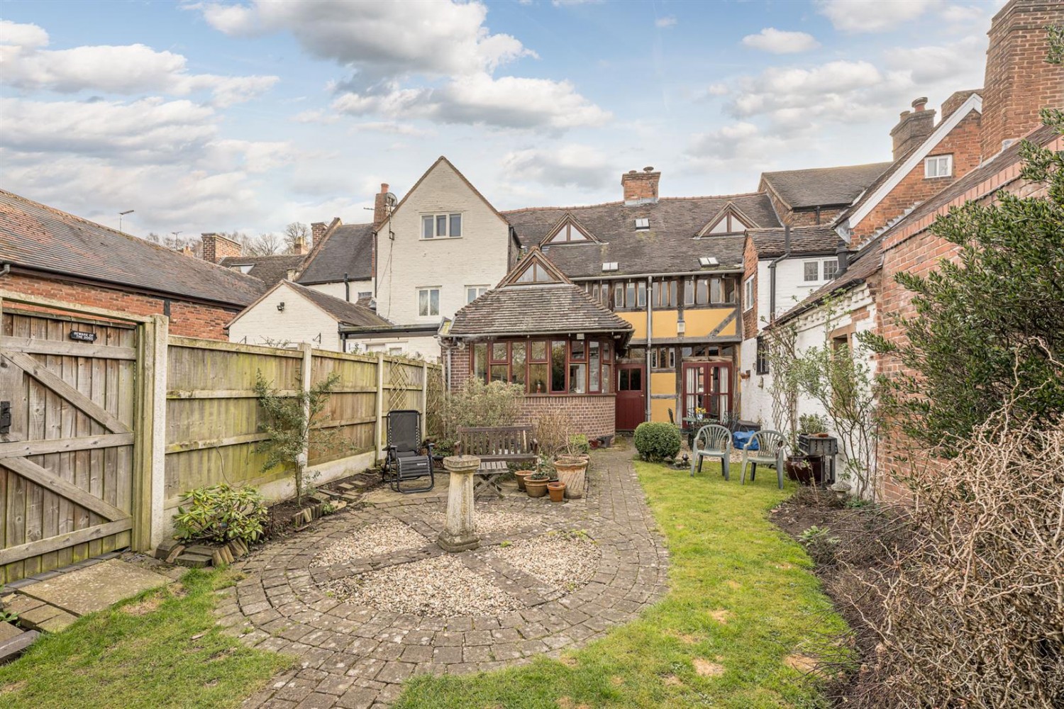 High Street, Kinver, DY7 6HG