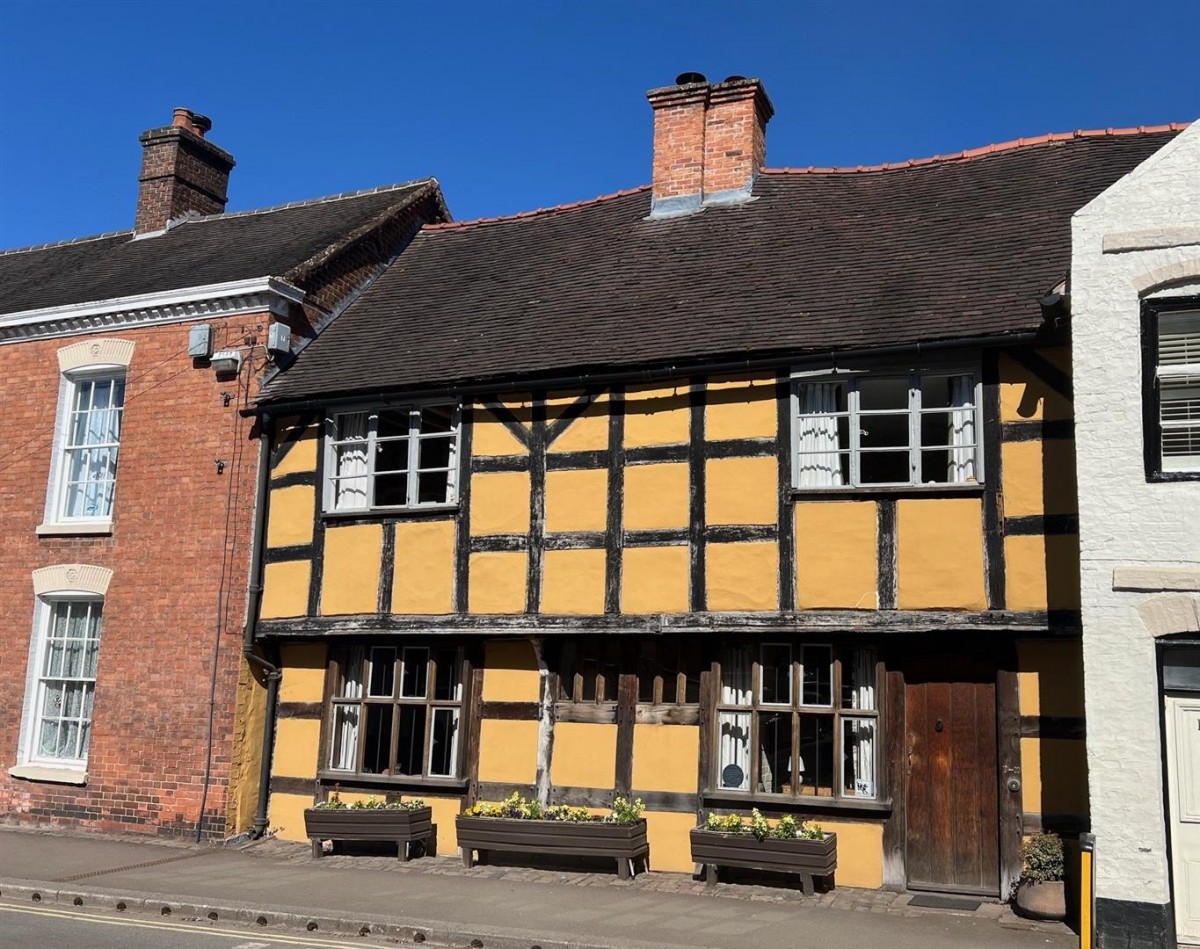 High Street, Kinver, DY7 6HG