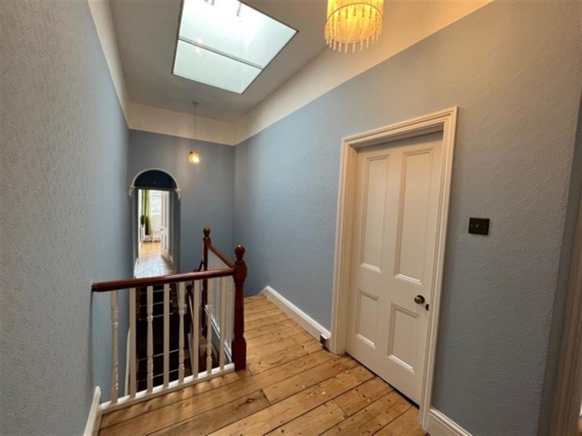 Vicarage Road, Oldbury, B68 8HT