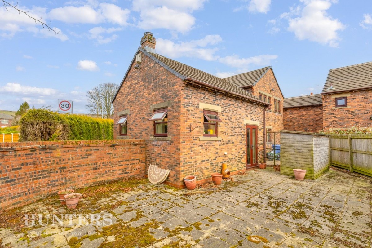 Ballard Close, Littleborough, OL15 9HN