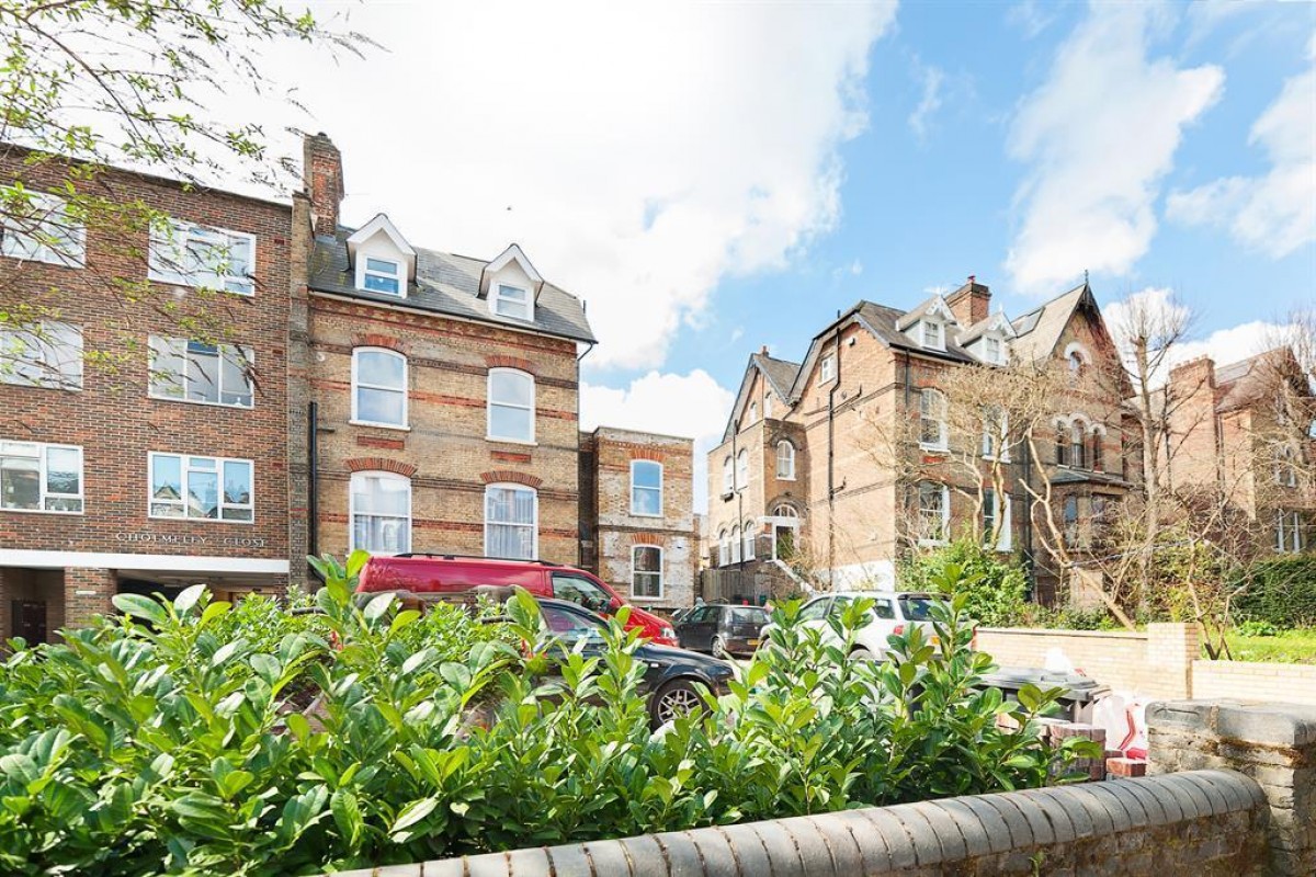 Archway Road, London, N6