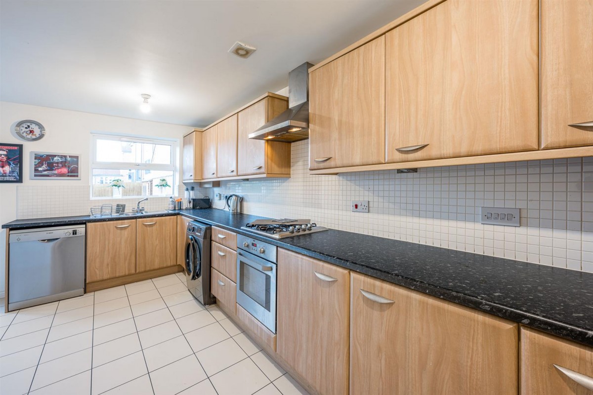 Kirkpatrick Drive, Wordsley, DY8 5TG
