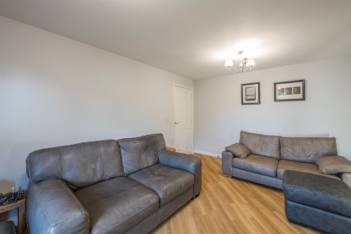 Kirkpatrick Drive, Wordsley, DY8 5TG