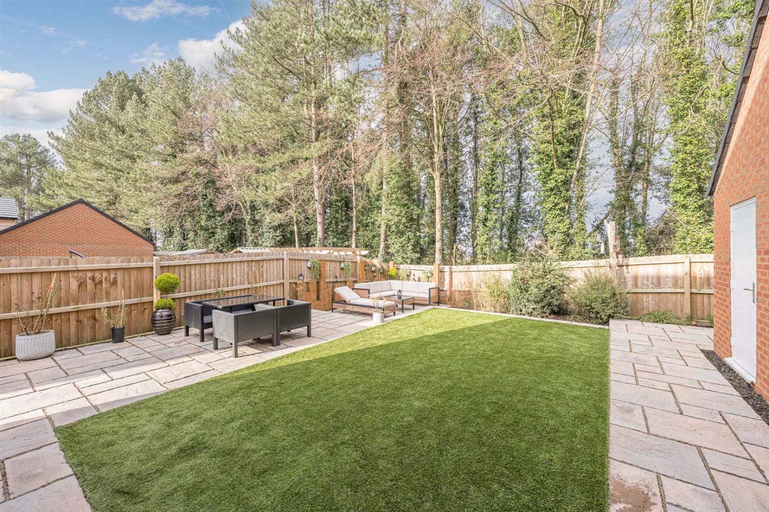 Red Oak Drive, Cookley, DY10 3GH