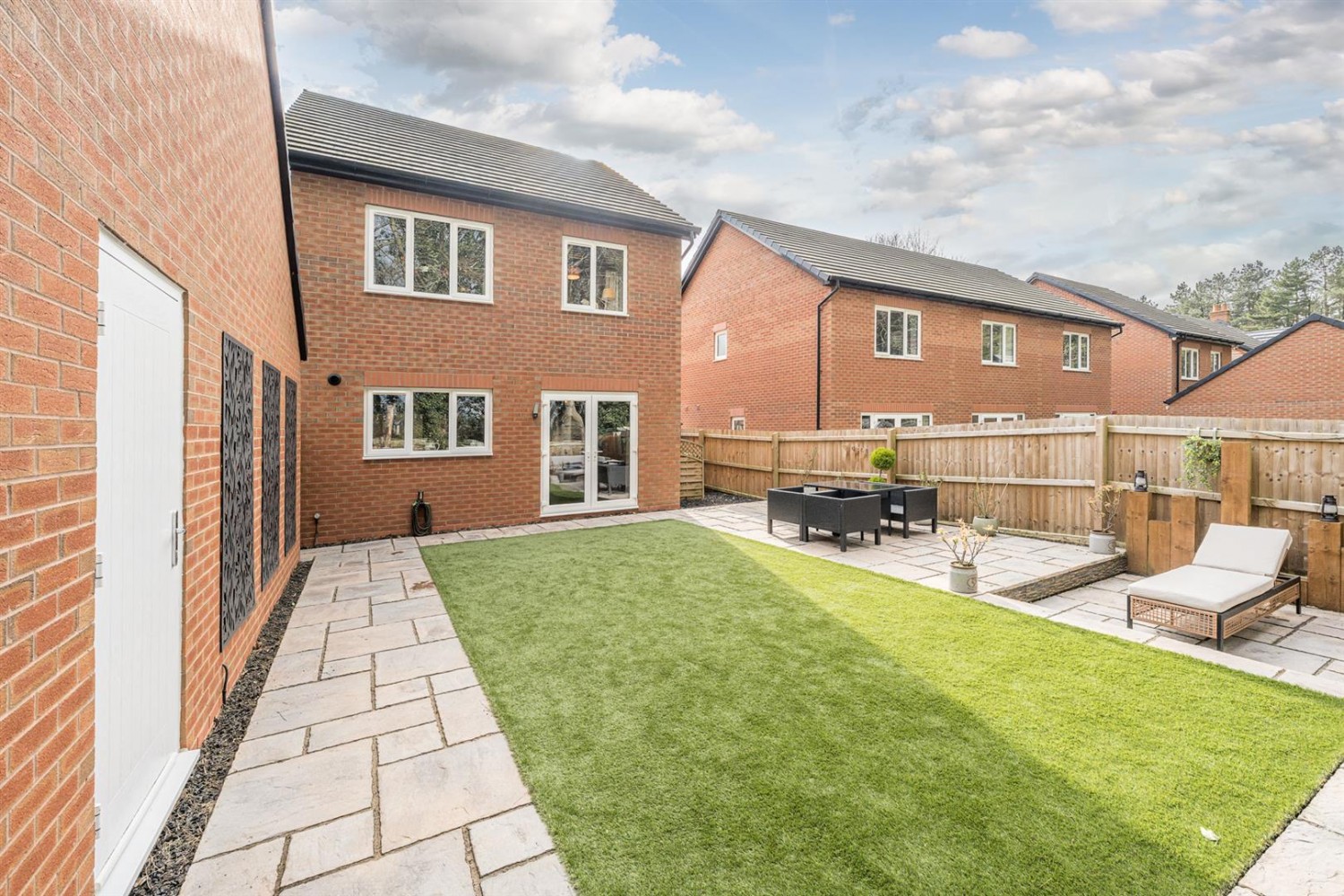 Red Oak Drive, Cookley, DY10 3GH