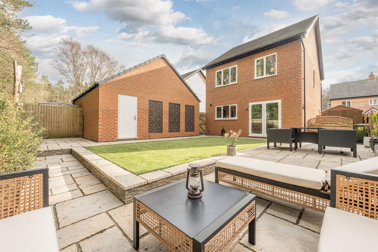 Red Oak Drive, Cookley, DY10 3GH