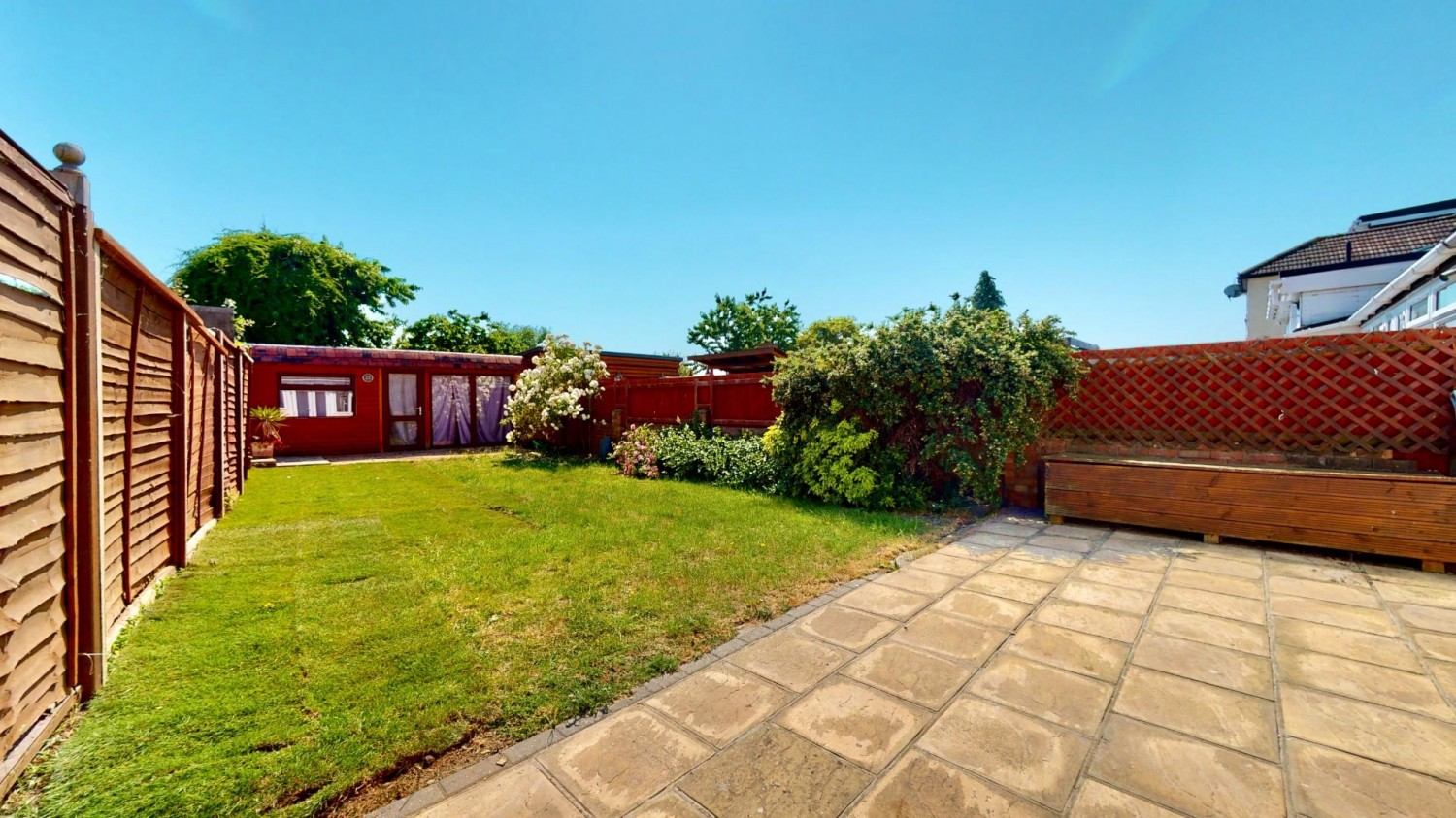 Seabrook Gardens, Romford, RM7