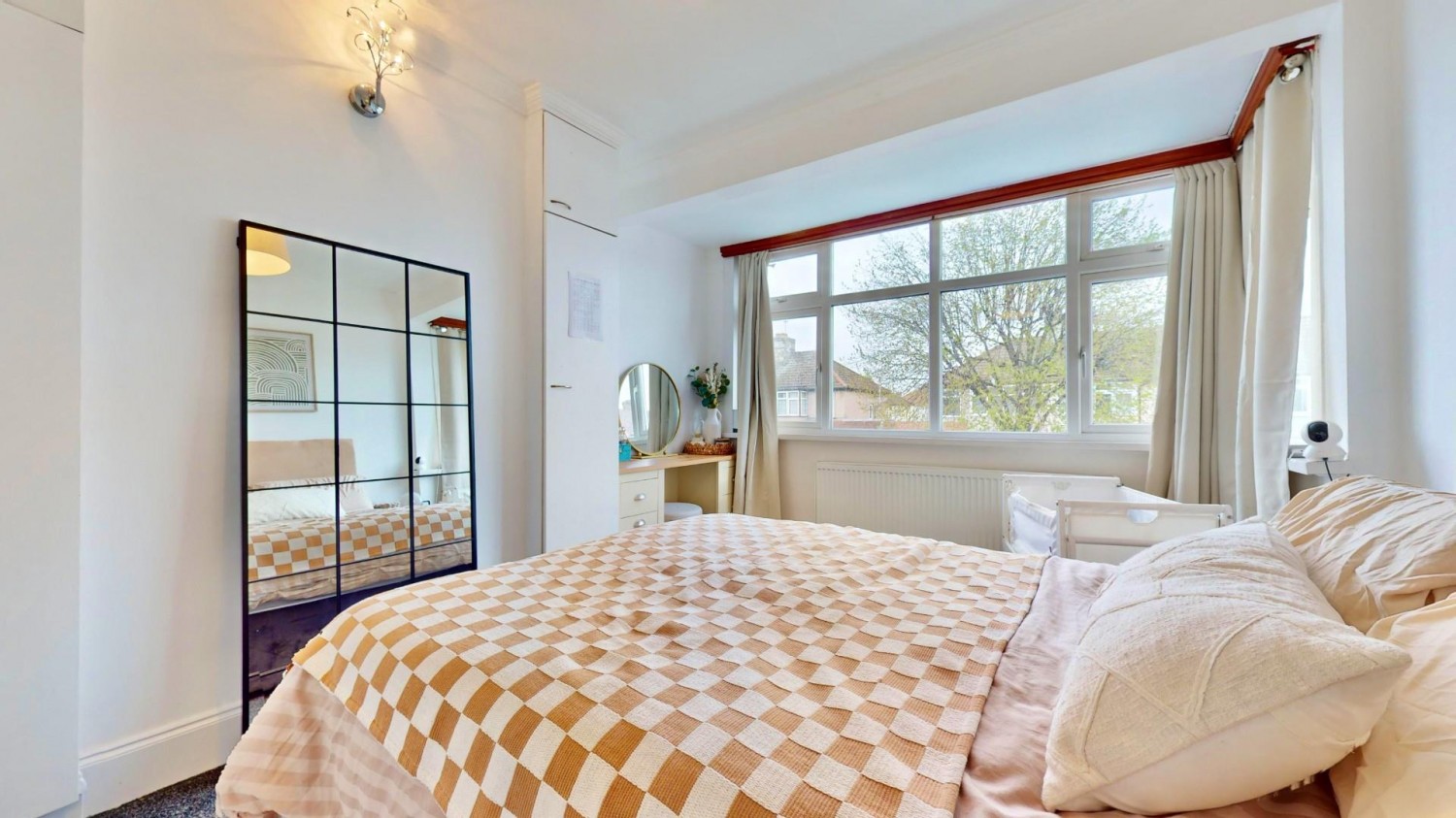 Seabrook Gardens, Romford, RM7