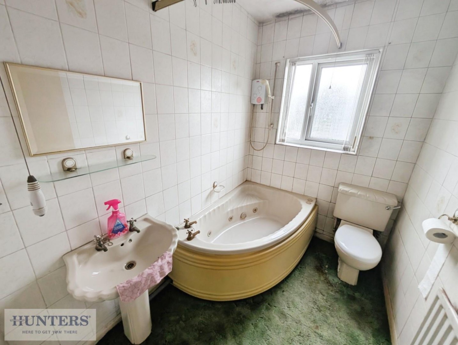 North Road East, Wingate