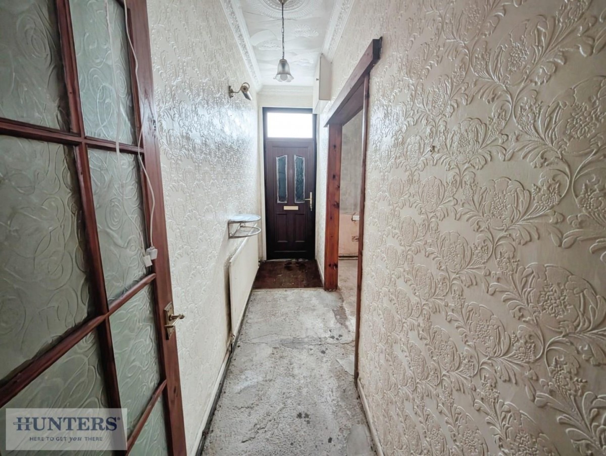 North Road East, Wingate