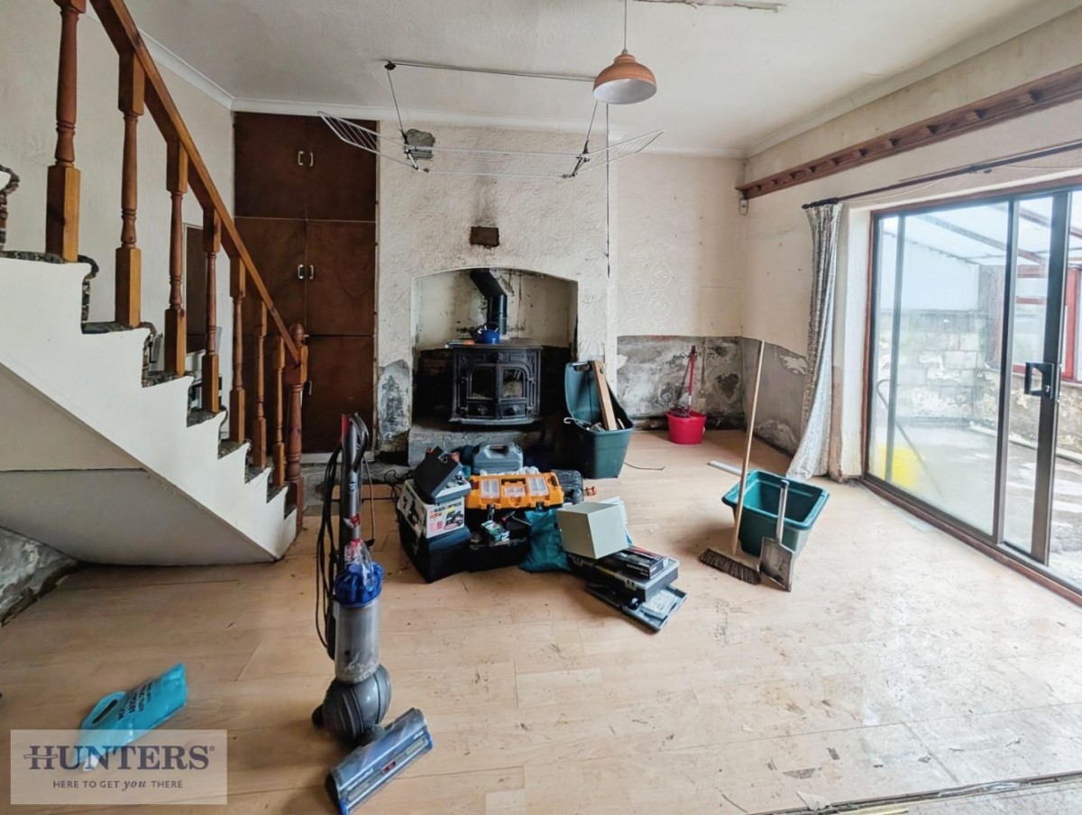 North Road East, Wingate