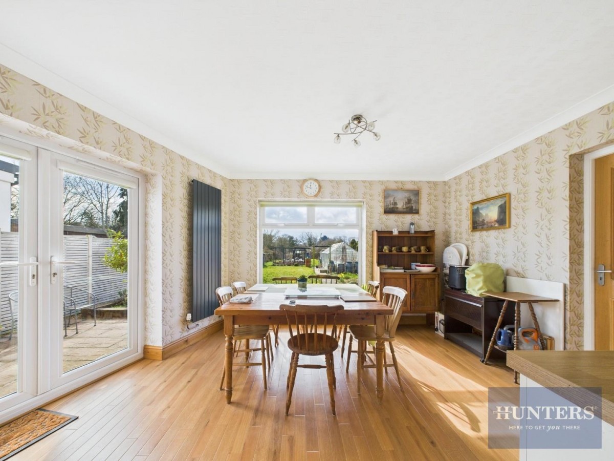 Shakespeare Cottages, The Reddings, Cheltenham